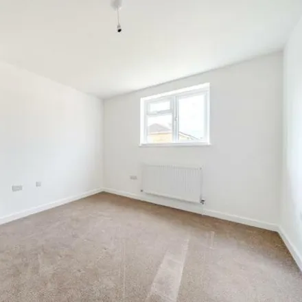 Image 7 - 96 Weedon Road, Aylesbury, HP19 9PB, United Kingdom - Duplex for sale