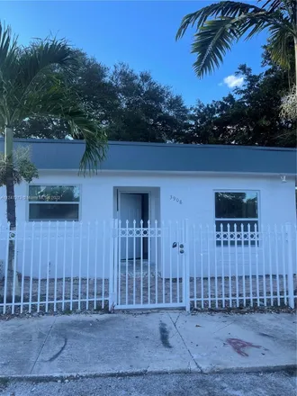 Rent this 4 bed house on 3906 Northwest 207th Street in Lakewood Estates, Miami Gardens