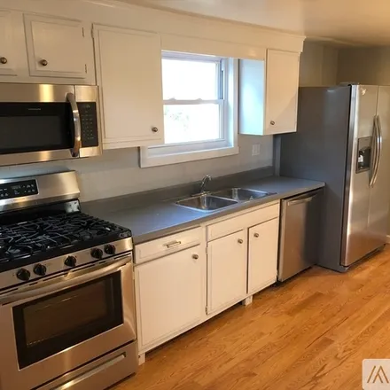 Rent this 2 bed apartment on 31 Hill Ave