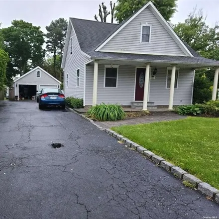 Buy this 3 bed house on 36 West 19th Street in Huntington Station, NY 11746