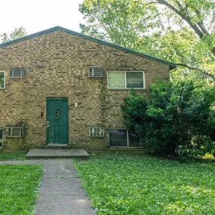 Image 2 - 1714 Hickorydale Dr, Dayton, Ohio, 45406 - House for sale