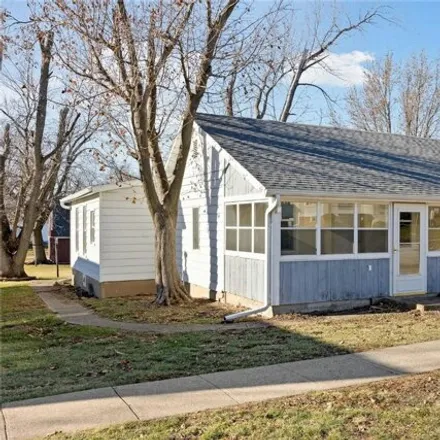 Buy this 4 bed house on 499 Smith Street in Clarence, Cedar County