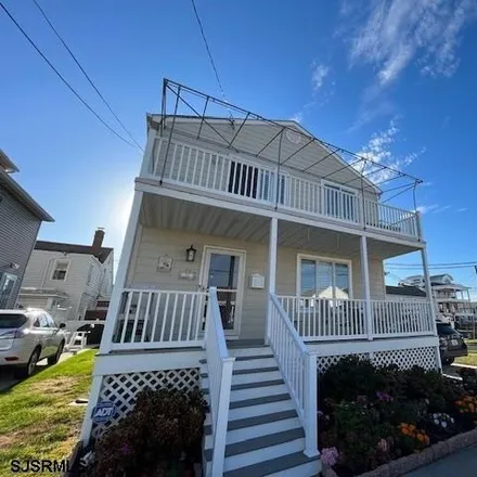 Rent this 3 bed house on 99 North Franklin Avenue in Margate City, Atlantic County