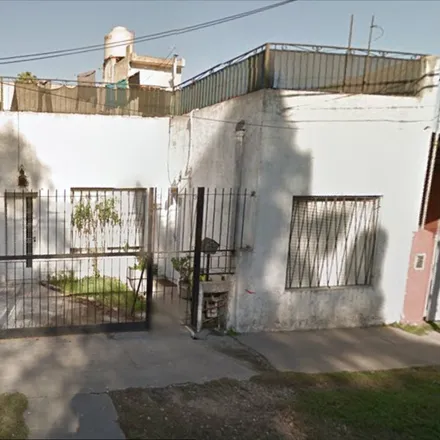 Buy this 3 bed house on Diagonal 188 - Calle D 4001 in Villa Godoy Cruz, 1655 José León Suárez