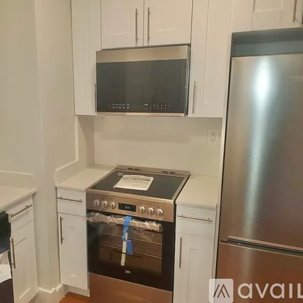 Rent this studio apartment on 200 W 70th St