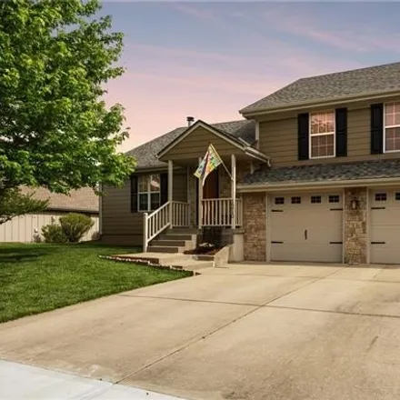 Buy this 4 bed house on 1270 East 118 Terrace in Kansas City, MO 64131