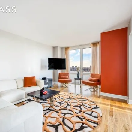 Rent this 3 bed condo on The Rushmore in 80 Riverside Boulevard, New York