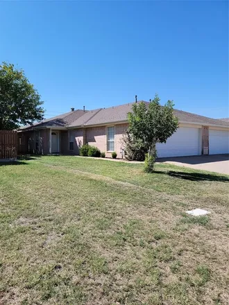 Rent this 2 bed duplex on 3625 Patty Lynne in Abilene, TX 79606