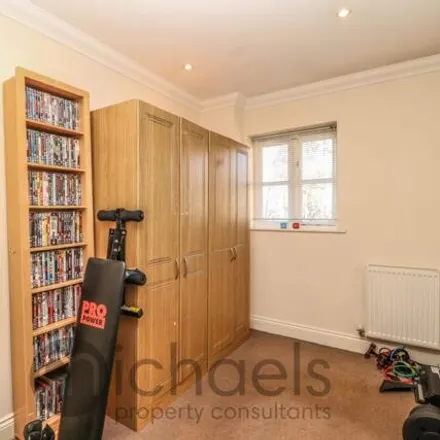 Image 8 - 18 Groves Close, Colchester, CO4 5BP, United Kingdom - House for sale