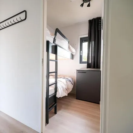 Rent this 3 bed house on Putten in Zuiderzeestraatweg, 3882 NB Putten