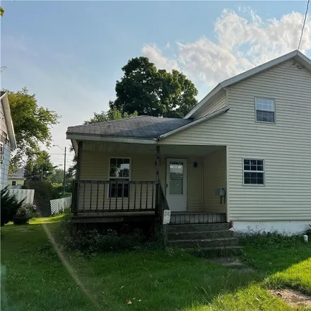 Image 1 - 24 Grant Street, Union City, Erie County, PA 16438, USA - House for sale
