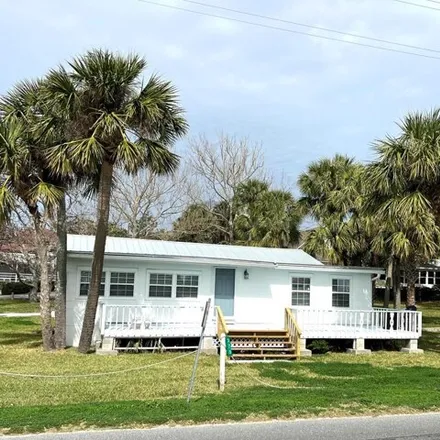 Image 3 - Marine Hardware, 409 1st Street, Cedar Key, FL 32625, USA - House for sale