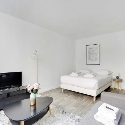Rent this 1 bed apartment on 52 Rue Louise Michel in 92300 Levallois-Perret, France
