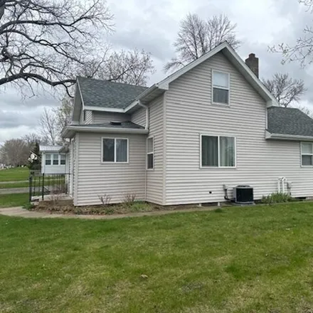 Image 3 - 431 Larson Avenue, Ashby, Grant County, MN 56309, USA - House for sale