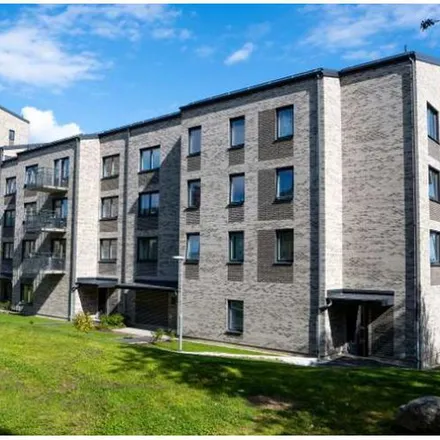 Rent this 3 bed apartment on Rymdtorget Buss in Tellusgatan, 415 19 Gothenburg