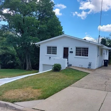 Buy this 2 bed house on 204 Pico St in Steubenville, Ohio