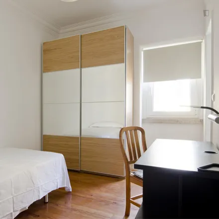 Rent this 3 bed room on Rua Visconde de Santarém 34 in 1000-268 Lisbon, Portugal