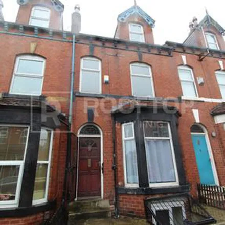 Image 5 - Hessle Place, Leeds, LS6 1EG, United Kingdom - Townhouse for rent