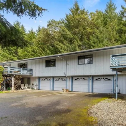Buy this studio house on 936 Union Mills Road Southeast in Union Mill, Olympia