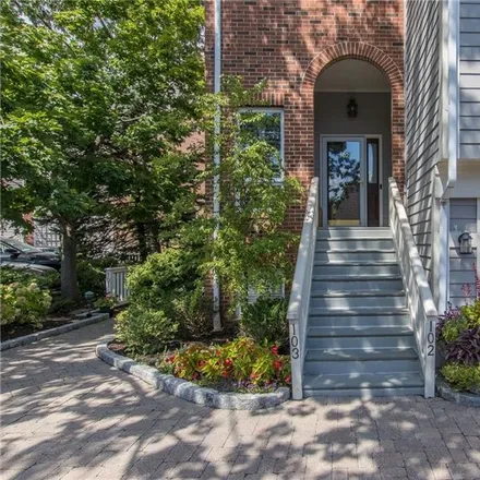 Buy this 2 bed condo on 123 Harbor Drive in South End, Stamford