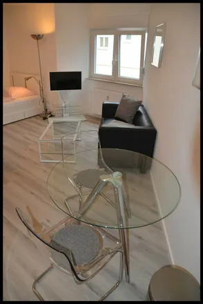 Rent this 1 bed apartment on Einkaufsmeile Leipziger Straße in Landgrafenstraße 10, 60486 Frankfurt