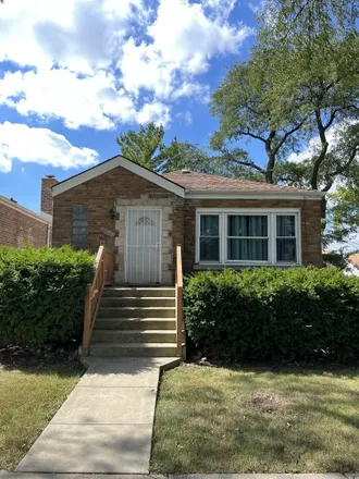 Buy this 3 bed house on 7200 South Troy Street in Chicago, IL 60629