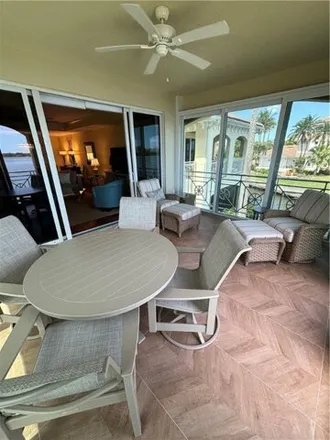 Image 5 - Riverfront Apartments 10, 5380 East Harbor Village Drive, Vero Beach, FL 32976, USA - House for sale