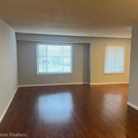 Image 4 - 17898 Violet Drive, Southfield, MI 48076, USA - Condo for rent