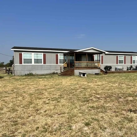 Buy this studio apartment on 9307 County Road 3622 in Murchison, Texas