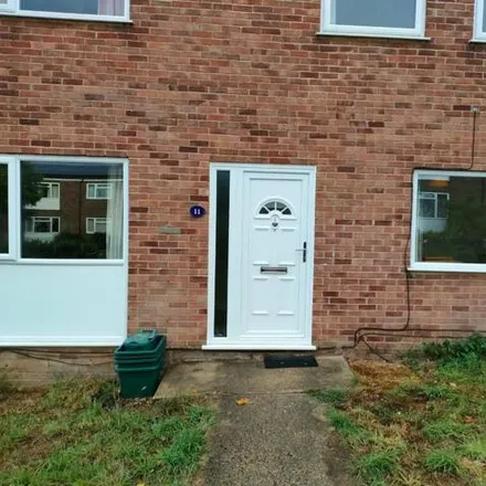 Rent this 6 bed house on Thorpe Walk in Colchester, CO4 3TH