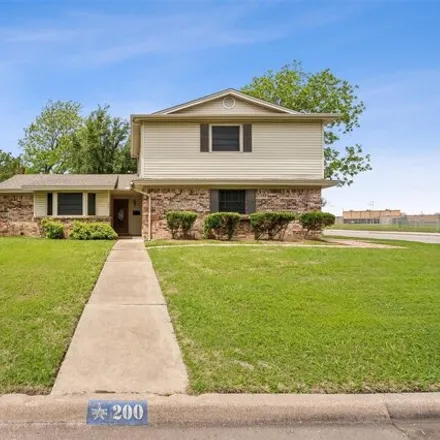 Buy this 3 bed house on 300 Southeast Gregory Street in Burleson, TX 76028