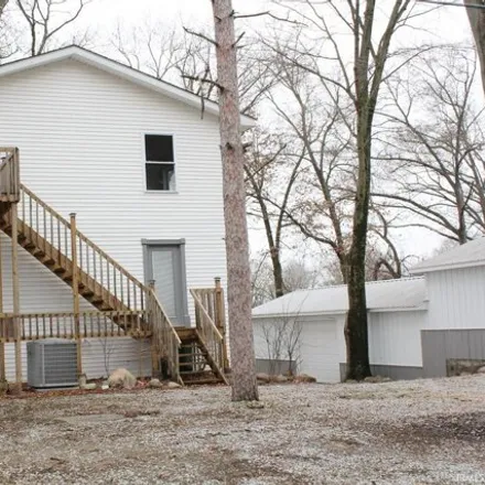 Buy this 5 bed house on 6676 East Palmers Drive in Buffalo, White County