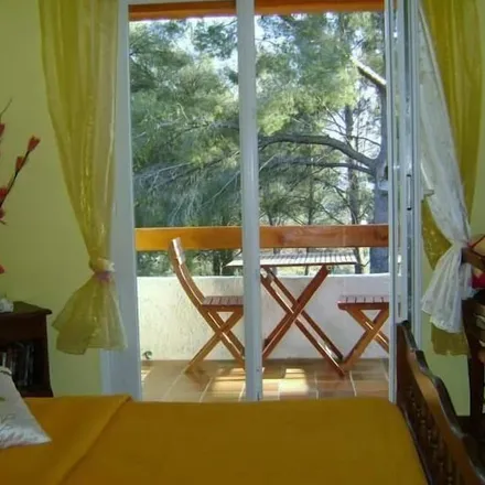 Rent this 2 bed townhouse on Traverse la Porte d'Azur in 83150 Bandol, France
