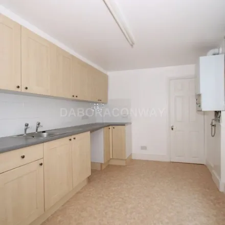 Image 3 - 95 Godwin Road, London, E7 0LF, United Kingdom - Apartment for rent