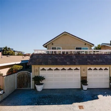 Rent this 4 bed house on 5474 Reef Way in Oxnard Shores, Oxnard