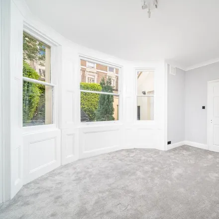 Image 3 - 24 Winchester Road, London, NW3 3NR, United Kingdom - Apartment for rent