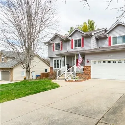 Image 2 - 4261 Southwest 27th Street, Des Moines, IA 50321, USA - House for sale