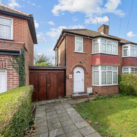 Buy this 3 bed duplex on Anmersh Grove in Queensbury, London