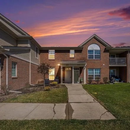 Image 2 - 51644 Adler Park Drive West, Chesterfield Township, MI 48047, USA - Condo for sale