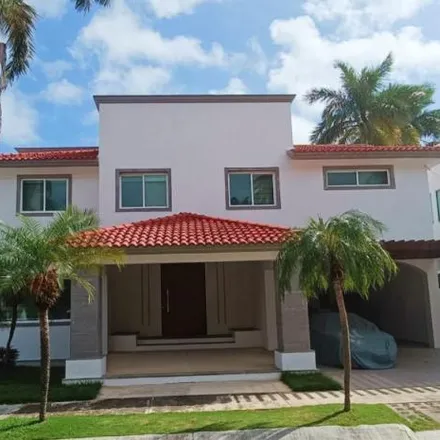 Rent this 4 bed house on unnamed road in Cancún, ROO
