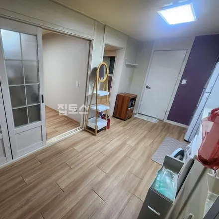 Rent this 2 bed apartment on 서울특별시 서초구 양재동 123-5