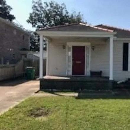 Rent this 2 bed house on 456 Carrollton Avenue in Oak Ridge Park, Metairie
