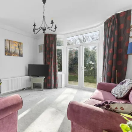 Image 4 - Links Avenue, Bognor Regis, West Sussex, Po22 - House for sale