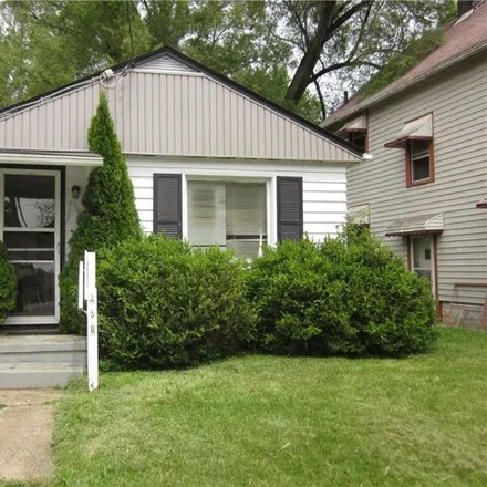 Buy this 1 bed house on 601 Hill Street in Ravenna, OH 44266