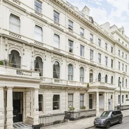 Rent this studio apartment on 27 Lancaster Gate in London, W2 3LP