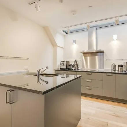 Image 3 - 19 Ennismore Mews, London, SW7 1AN, United Kingdom - House for rent
