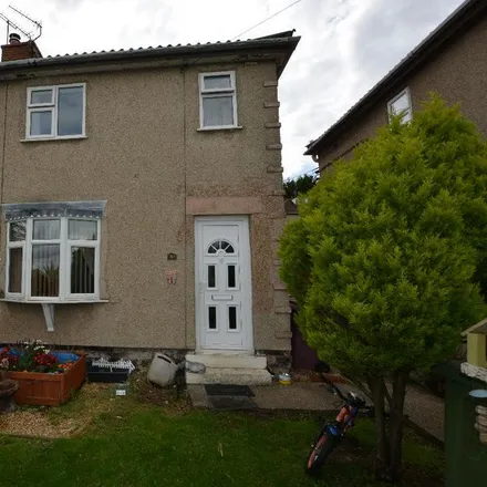 Rent this 2 bed duplex on Southfield Close in Whitwell, S80 4NU