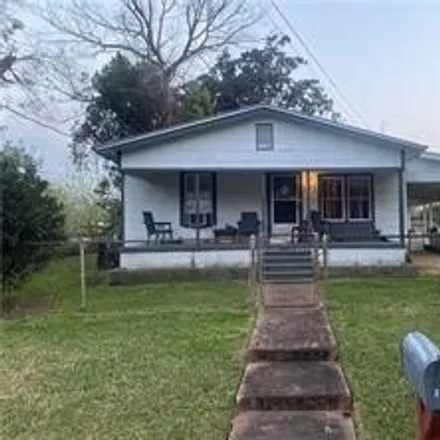 Buy this 3 bed house on 339 5th Avenue in Chickasaw, Mobile County