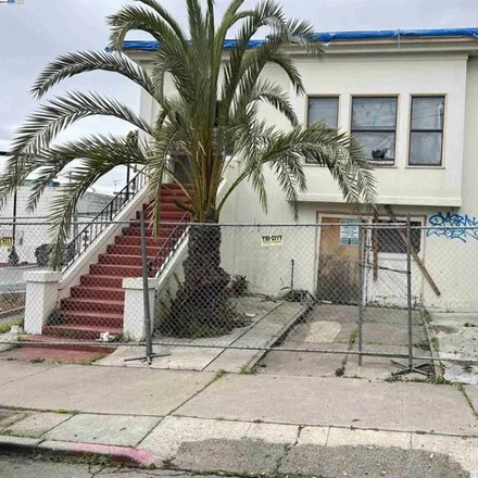 Buy this studio house on 3619 Brown Avenue in Oakland, CA 94619