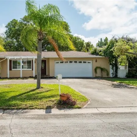 Buy this 3 bed house on 2071 Golf View Drive in Dunedin, FL 34698